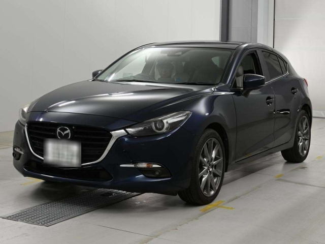 MAZDA AXELA — фото