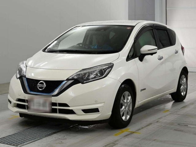 NISSAN NOTE — фото