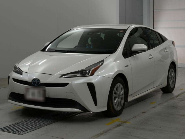 TOYOTA PRIUS — фото
