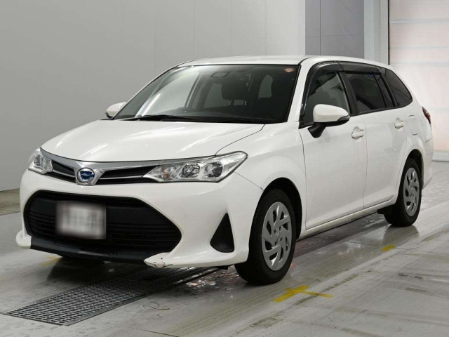 TOYOTA COROLLA — фото