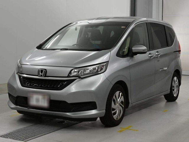 HONDA FREED — фото