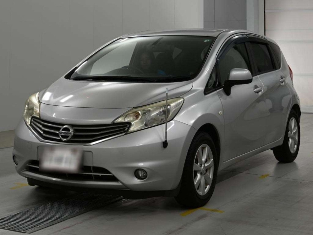 NISSAN NOTE — фото