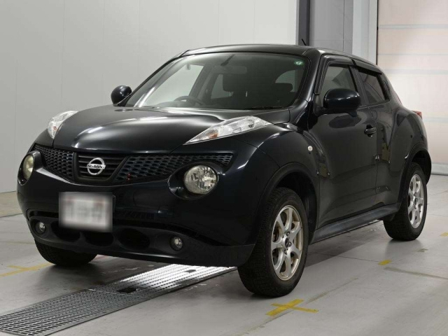 NISSAN JUKE — фото