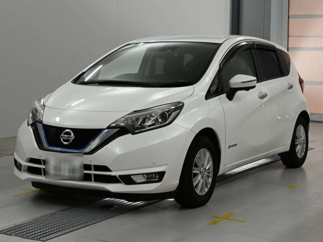 NISSAN NOTE — фото