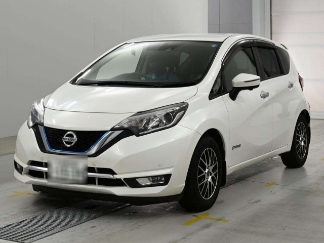 NISSAN NOTE — фото