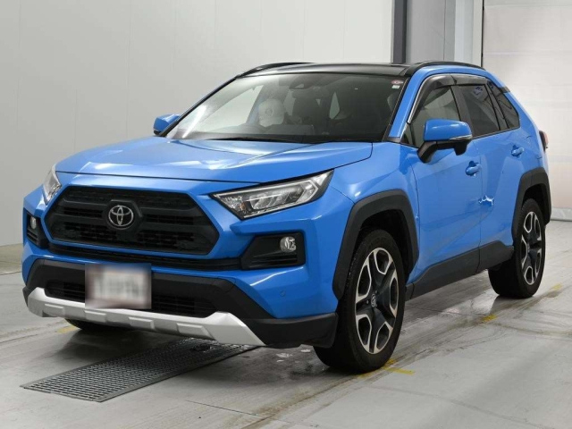 TOYOTA RAV4 — фото