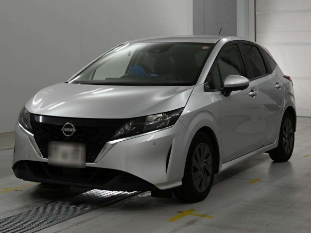 NISSAN NOTE — фото