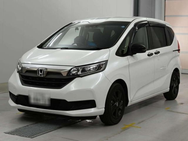 HONDA FREED — фото