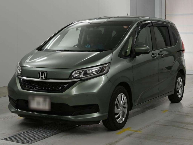 HONDA FREED — фото