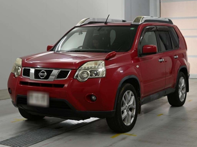 NISSAN X TRAIL — фото