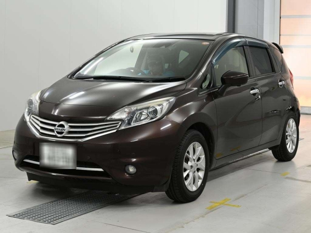 NISSAN NOTE — фото