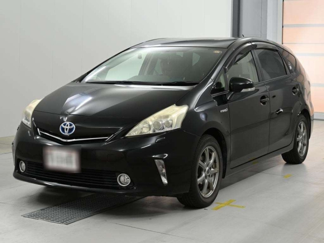 TOYOTA PRIUS — фото