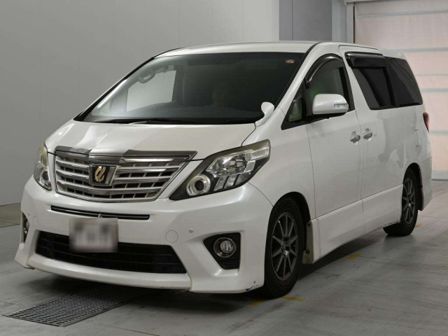 TOYOTA ALPHARD — фото