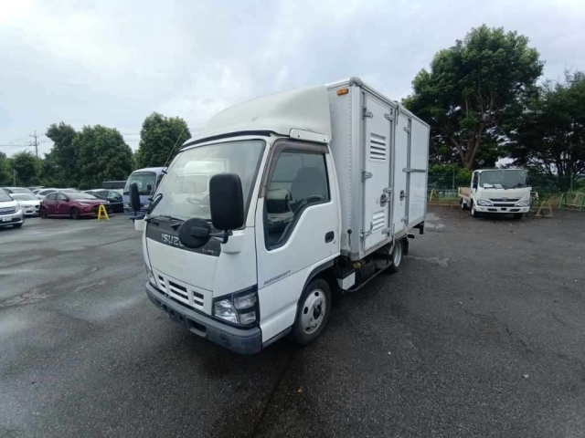 ISUZU ELF — фото
