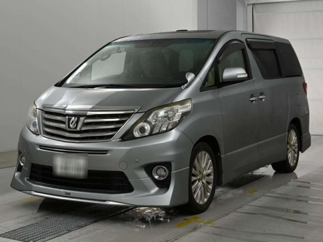 TOYOTA ALPHARD — фото