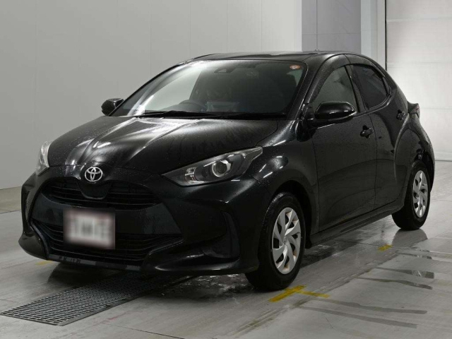 TOYOTA YARIS — фото