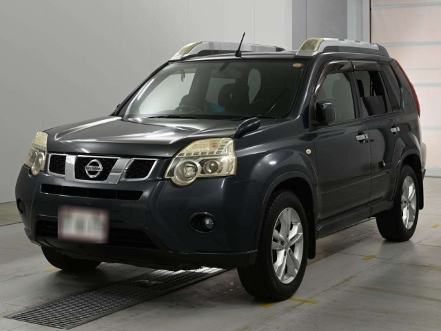 NISSAN X TRAIL — фото