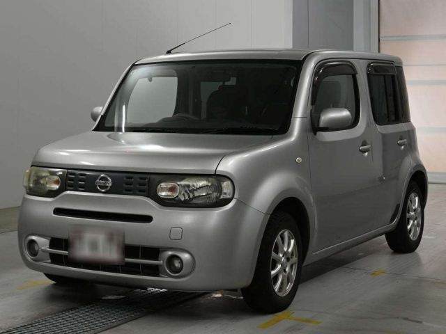 NISSAN CUBE — фото