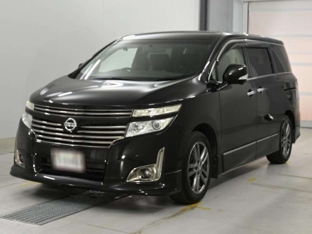 NISSAN ELGRAND — фото