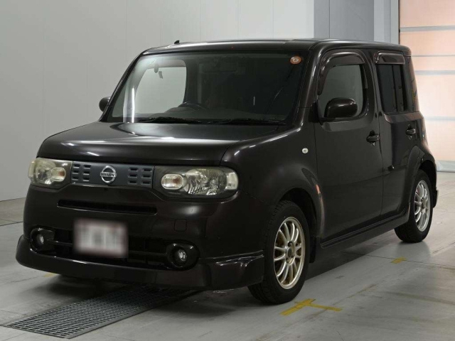 NISSAN CUBE — фото
