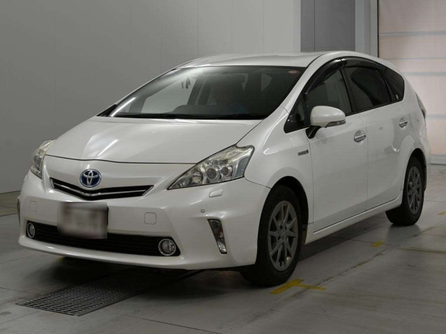 TOYOTA PRIUS — фото