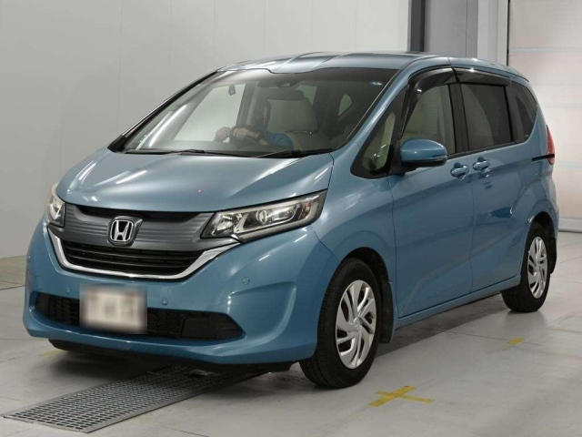 HONDA FREED — фото