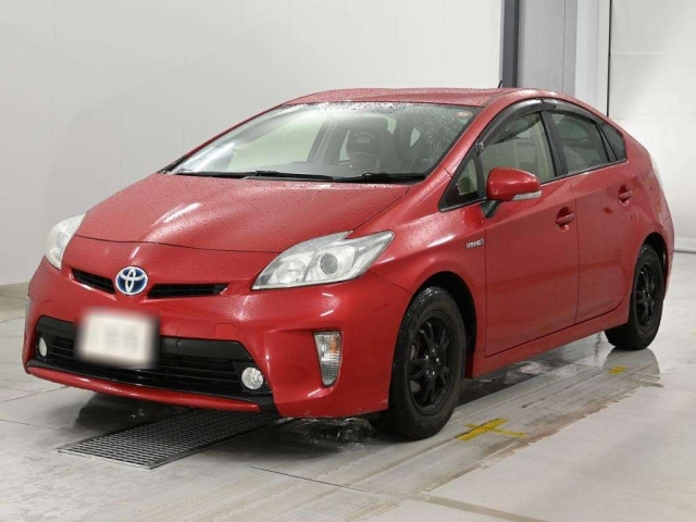 TOYOTA PRIUS — фото