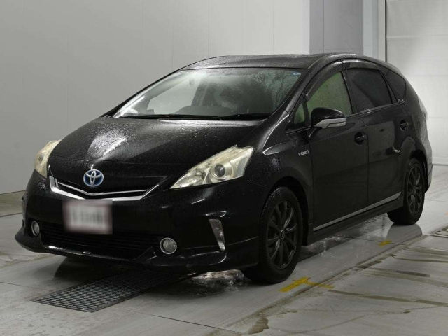 TOYOTA PRIUS — фото
