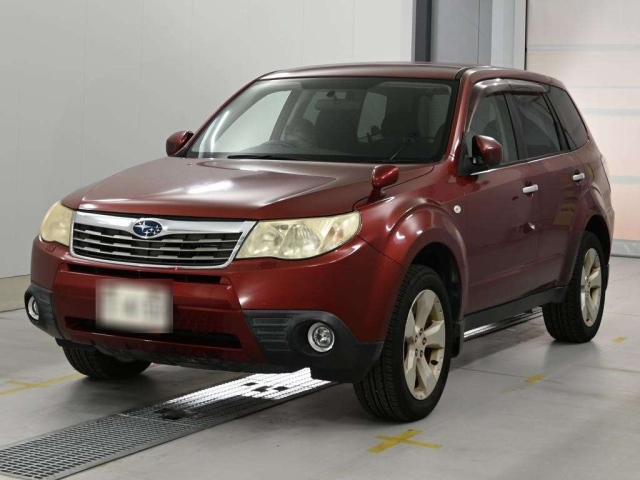 SUBARU FORESTER — фото