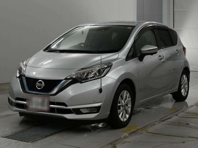 NISSAN NOTE — фото