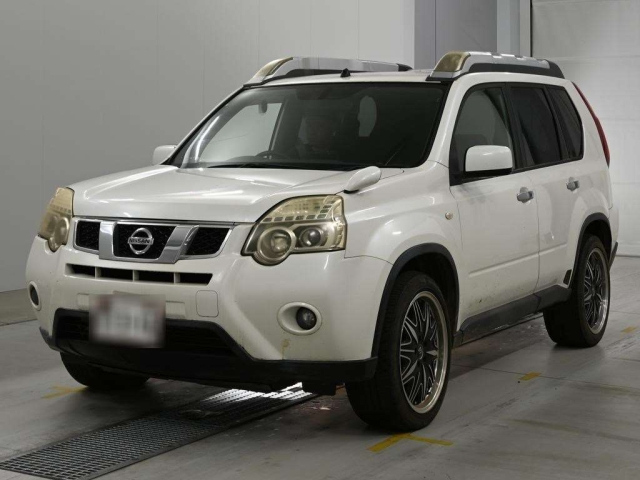 NISSAN X TRAIL — фото