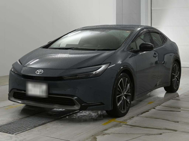 TOYOTA PRIUS — фото