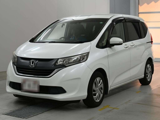 HONDA FREED — фото