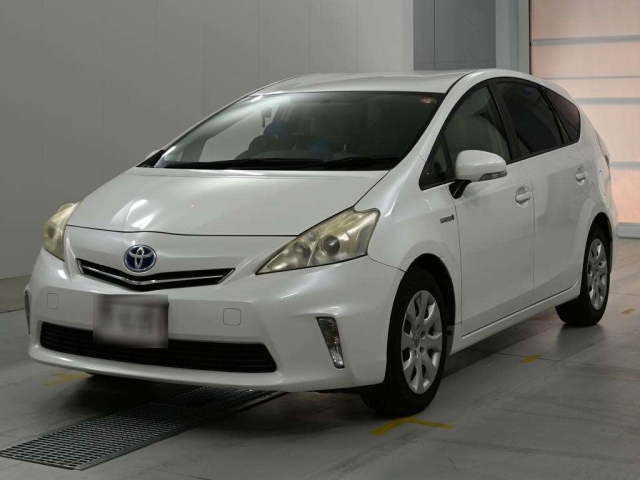 TOYOTA PRIUS — фото