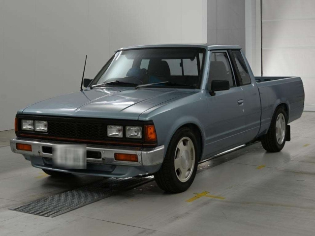 NISSAN DATSUN — фото