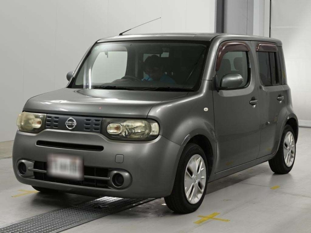 NISSAN CUBE — фото