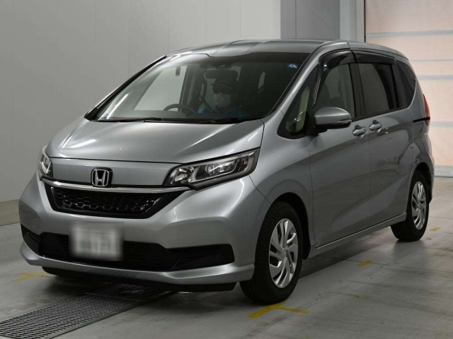 HONDA FREED — фото