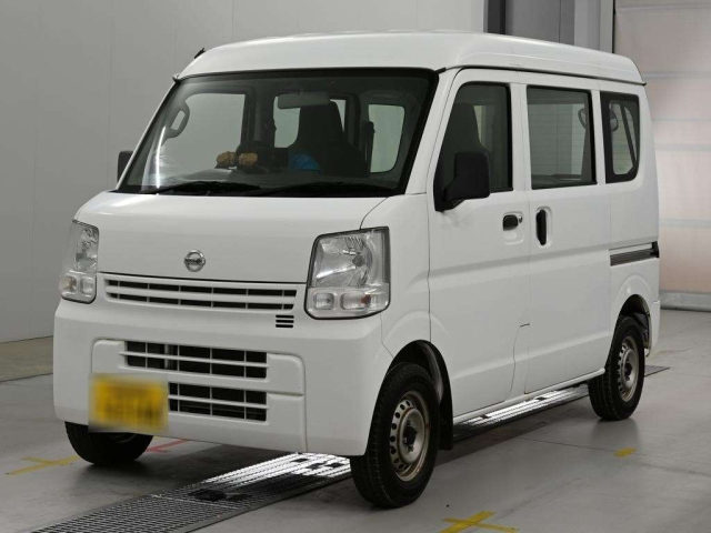 NISSAN CLIPPER — фото