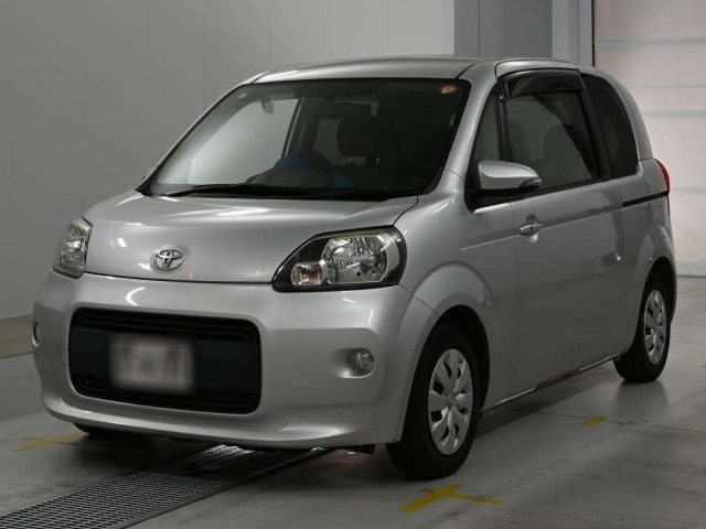 TOYOTA PORTE — фото