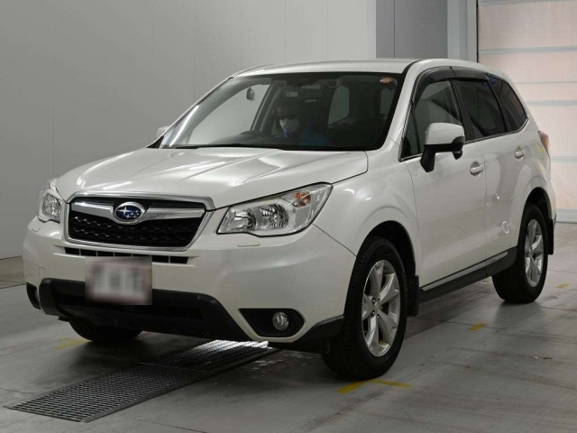 SUBARU FORESTER — фото