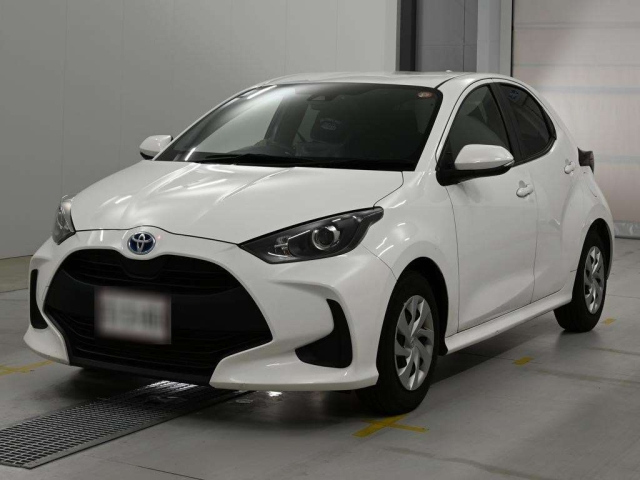 TOYOTA YARIS — фото