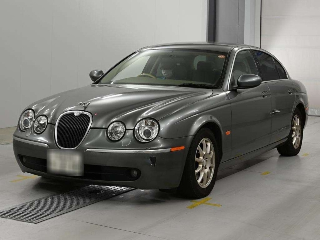 JAGUAR S — фото
