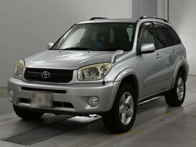 TOYOTA RAV4 — фото