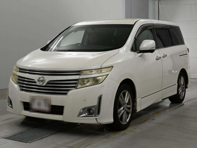 NISSAN ELGRAND — фото