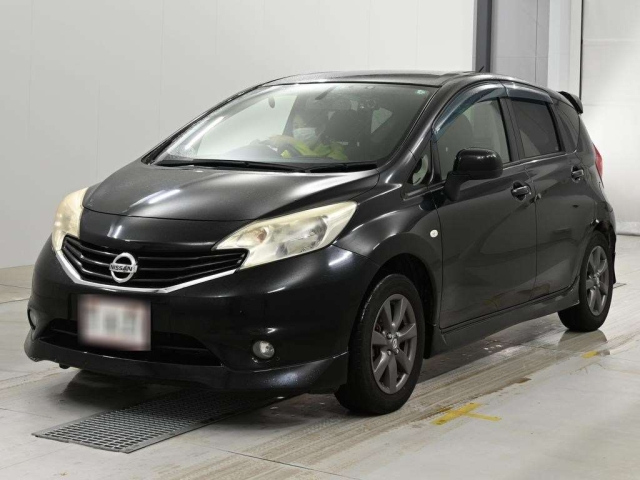NISSAN NOTE — фото