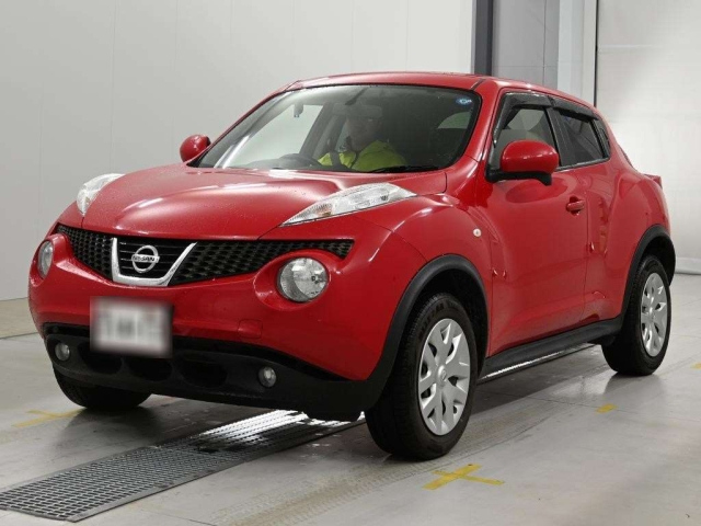 NISSAN JUKE — фото