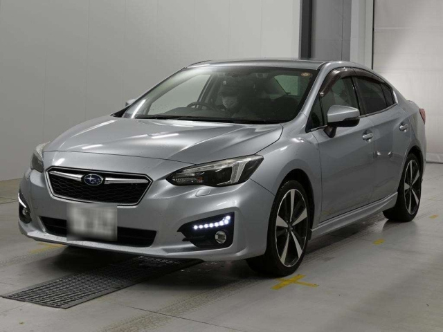 SUBARU IMPREZA — фото