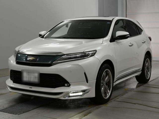 TOYOTA HARRIER — фото