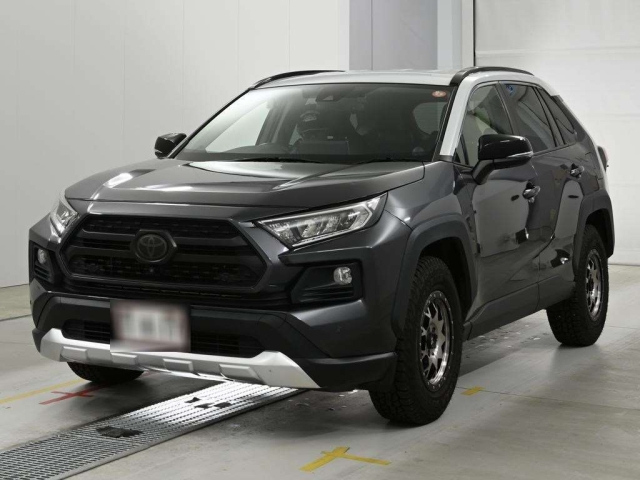TOYOTA RAV4 — фото
