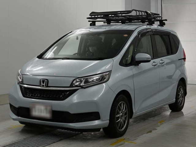 HONDA FREED — фото